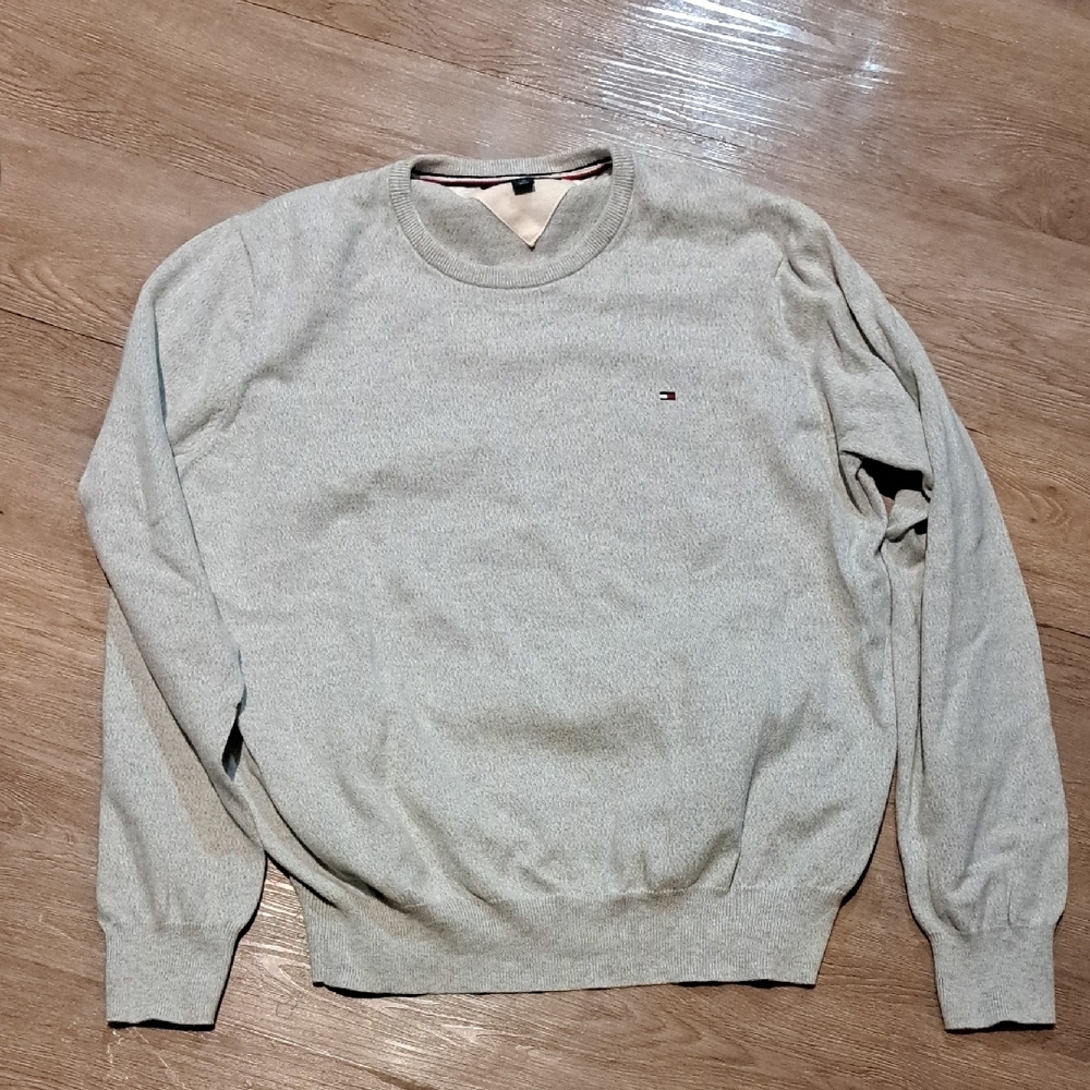 Tommy Hilfiger Light Gray Crewneck Sweater